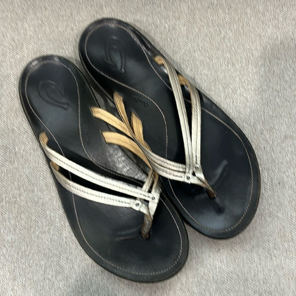 OLUKAI KAPEHE LUANA Sandal slippers sz 9